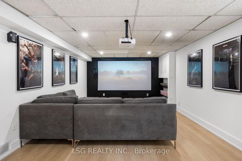 Photo 22 at 26 Grangemill Crescent, Don Mills, Toronto