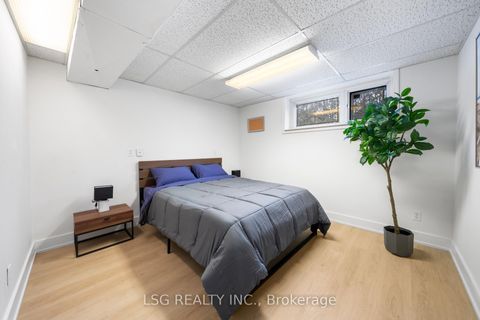 Photo 28 at 26 Grangemill Crescent, Don Mills, Toronto