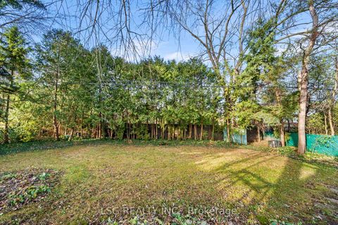 Photo 35 at 26 Grangemill Crescent, Don Mills, Toronto