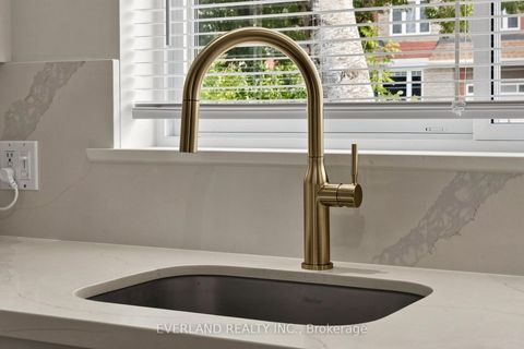 Photo 7 at 38 Six Nations Avenue, Woburn, Toronto