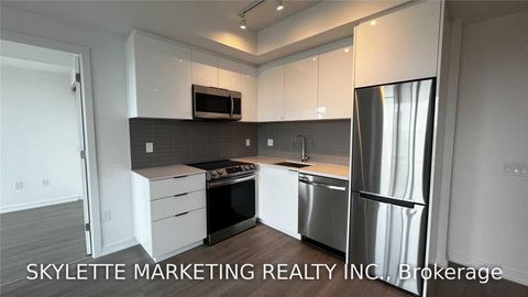 Photo 5 at 604 - 50 Power Street, Moss Park, Toronto