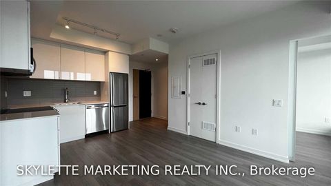 Photo 10 at 604 - 50 Power Street, Moss Park, Toronto