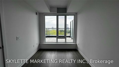 Photo 11 at 604 - 50 Power Street, Moss Park, Toronto