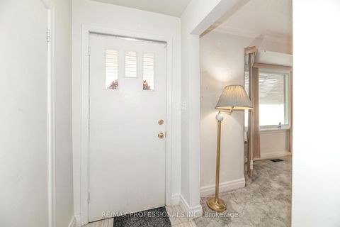 Photo 2 at 79 Silverhill Drive, City Centre West, Toronto
