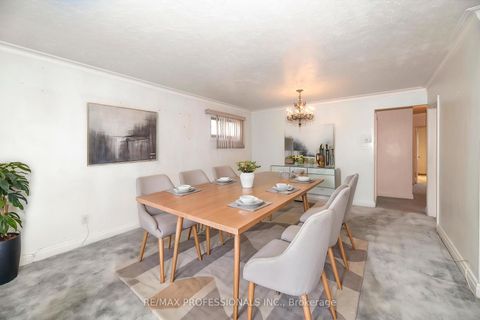 Photo 4 at 79 Silverhill Drive, City Centre West, Toronto
