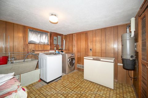 Photo 12 at 79 Silverhill Drive, City Centre West, Toronto