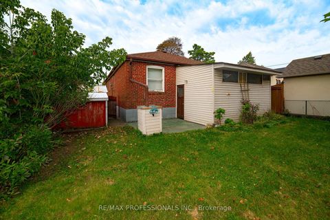 Photo 17 at 79 Silverhill Drive, City Centre West, Toronto