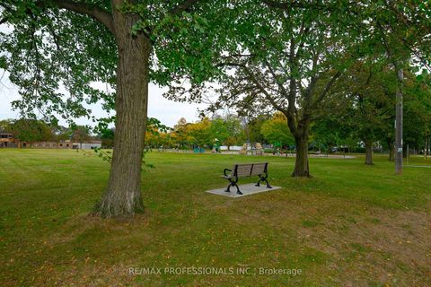 Photo 20 at 79 Silverhill Drive, City Centre West, Toronto