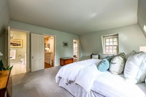 Photo 18 at 63 Lonsdale Road, St. Clair, Toronto
