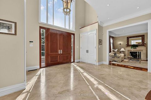 Photo 6 at 106 Abbruzze Court, Kleinburg, Vaughan