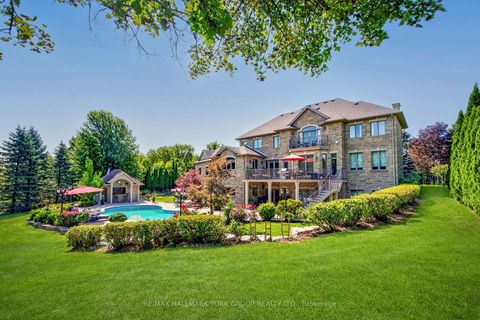 Photo 18 at 106 Abbruzze Court, Kleinburg, Vaughan
