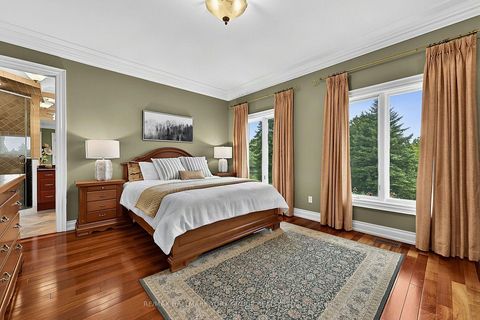 Photo 30 at 106 Abbruzze Court, Kleinburg, Vaughan