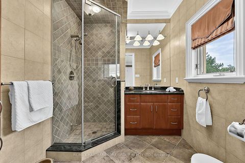 Photo 31 at 106 Abbruzze Court, Kleinburg, Vaughan
