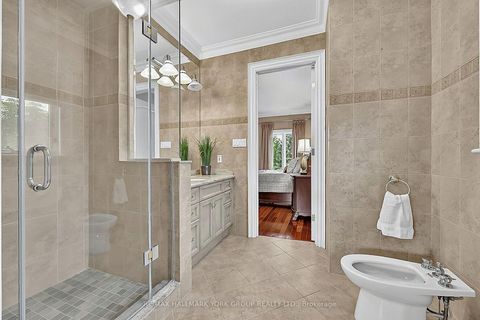 Photo 34 at 106 Abbruzze Court, Kleinburg, Vaughan
