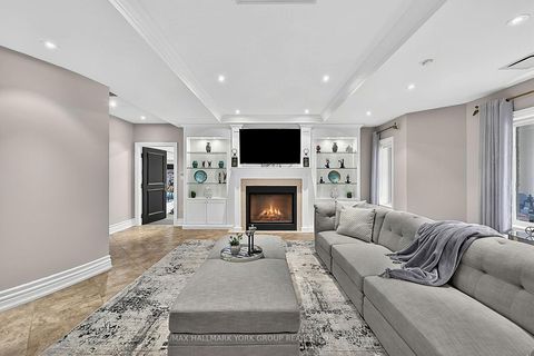 Photo 44 at 106 Abbruzze Court, Kleinburg, Vaughan