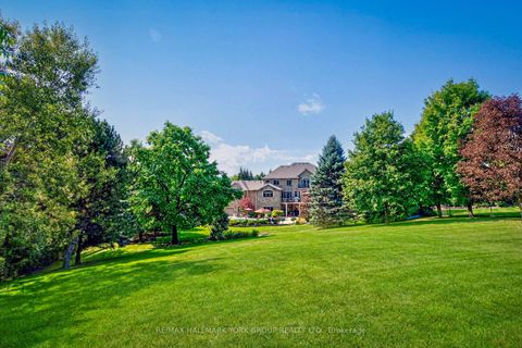 Photo 46 at 106 Abbruzze Court, Kleinburg, Vaughan