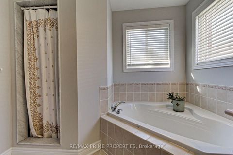Photo 16 at 64 Ian Drive, Keswick South, Georgina