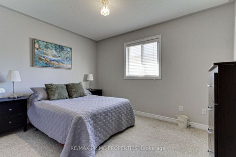 Photo 17 at 64 Ian Drive, Keswick South, Georgina