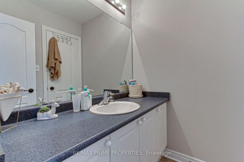 Photo 20 at 64 Ian Drive, Keswick South, Georgina