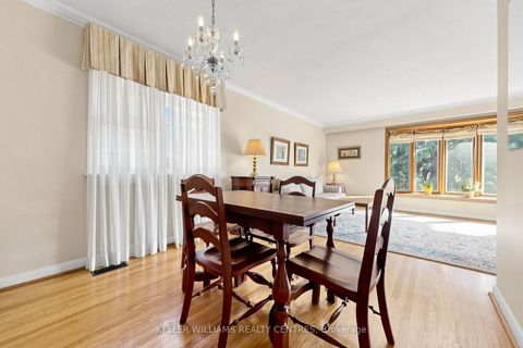 Photo 5 at 369 Osiris Drive, Crosby, Richmond Hill