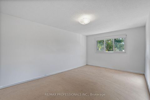 Photo 23 at 43 Franca Crescent, Jamestown, Toronto