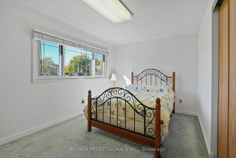 Photo 28 at 43 Franca Crescent, Jamestown, Toronto