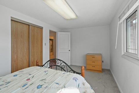 Photo 29 at 43 Franca Crescent, Jamestown, Toronto