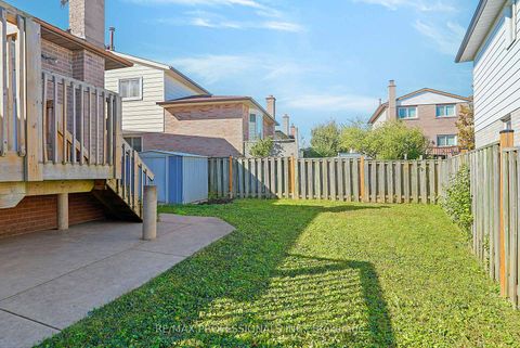 Photo 39 at 43 Franca Crescent, Jamestown, Toronto