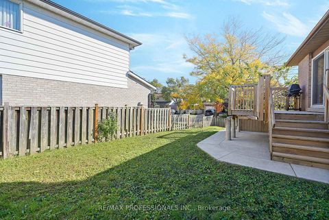 Photo 42 at 43 Franca Crescent, Jamestown, Toronto