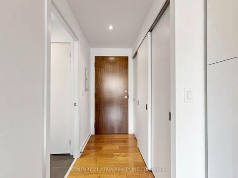 Photo 2 at 410 - 3 Market Street, Waterfront Communities C8, Toronto
