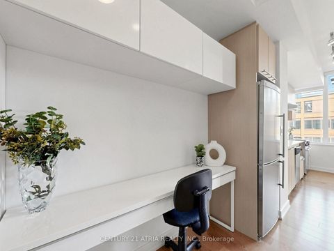 Photo 5 at 410 - 3 Market Street, Waterfront Communities C8, Toronto