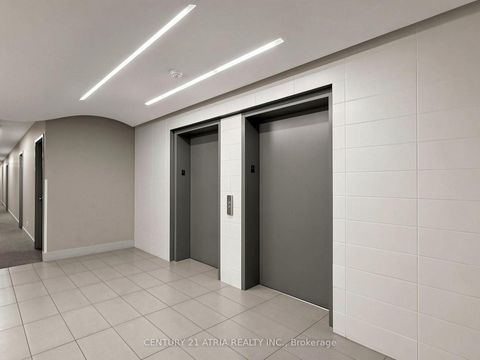 Photo 35 at 410 - 3 Market Street, Waterfront Communities C8, Toronto