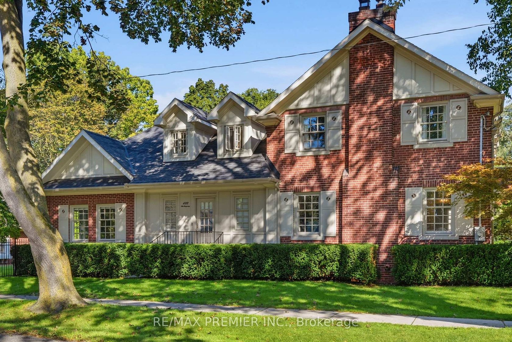 132 The Kingsway, Kingsway South, Toronto 