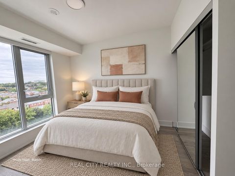 Photo 1 at 706 - 858 Dupont Street, Junction, Toronto