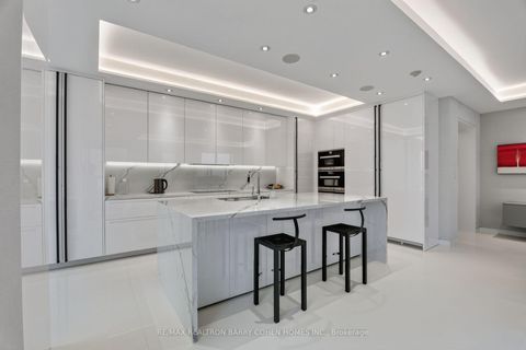 Photo 8 at 1602 - 80 Yorkville Avenue, Annex, Toronto