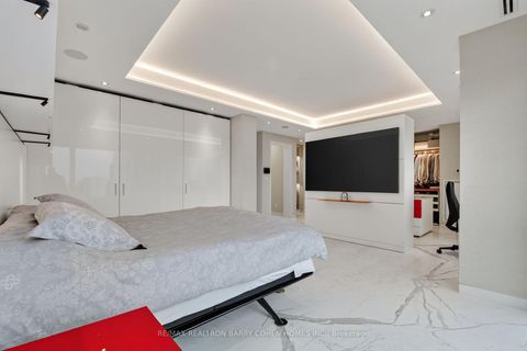 Photo 16 at 1602 - 80 Yorkville Avenue, Annex, Toronto