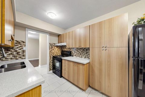 Photo 6 at 102 - 370 Dixon Road, The Westway, Toronto