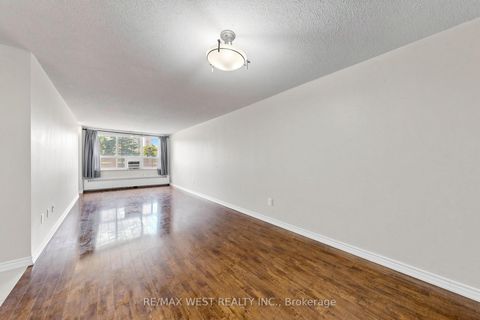 Photo 9 at 102 - 370 Dixon Road, The Westway, Toronto