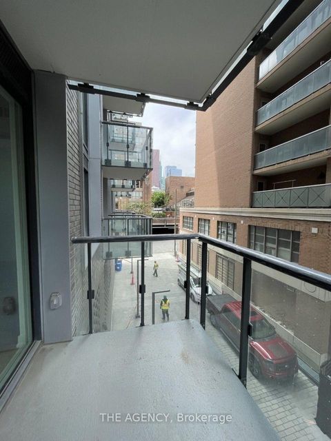 Photo 8 at 208 - 158 Front Street E, Moss Park, Toronto