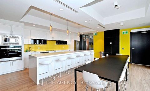 Photo 11 at 208 - 158 Front Street E, Moss Park, Toronto