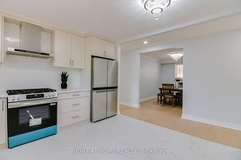 Photo 4 at 37 Mason Road, Scarborough Village, Toronto