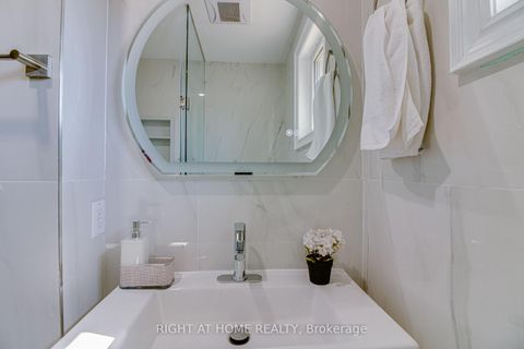 Photo 15 at 37 Mason Road, Scarborough Village, Toronto