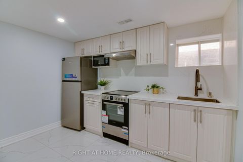 Photo 23 at 37 Mason Road, Scarborough Village, Toronto