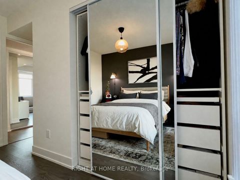 Photo 11 at 709 - 7 Mabelle Avenue, City Centre West, Toronto
