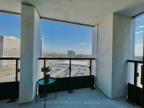 Photo 18 at 709 - 7 Mabelle Avenue, City Centre West, Toronto