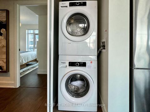Photo 19 at 709 - 7 Mabelle Avenue, City Centre West, Toronto