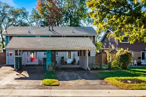 Photo 1 at 24 Dogwood Crescent, Bendale, Toronto