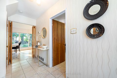 Photo 6 at 24 Dogwood Crescent, Bendale, Toronto