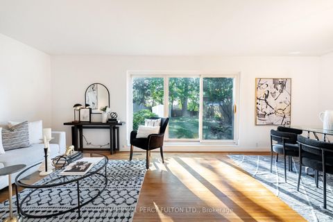 Photo 7 at 24 Dogwood Crescent, Bendale, Toronto