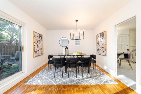 Photo 11 at 24 Dogwood Crescent, Bendale, Toronto